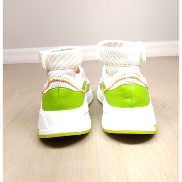 FitFlop EU 37 (US 6) green / white comfortable Sneaker Excellent condition - Picture 3 of 11